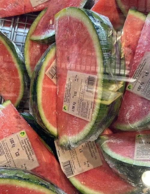 中国人吃瓜韩国人吃瓜,中韩两国“吃瓜”文化大比拼